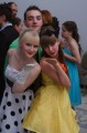 Анастасия Киселева (справа) – девочка-студентка, сладкая кокетка.